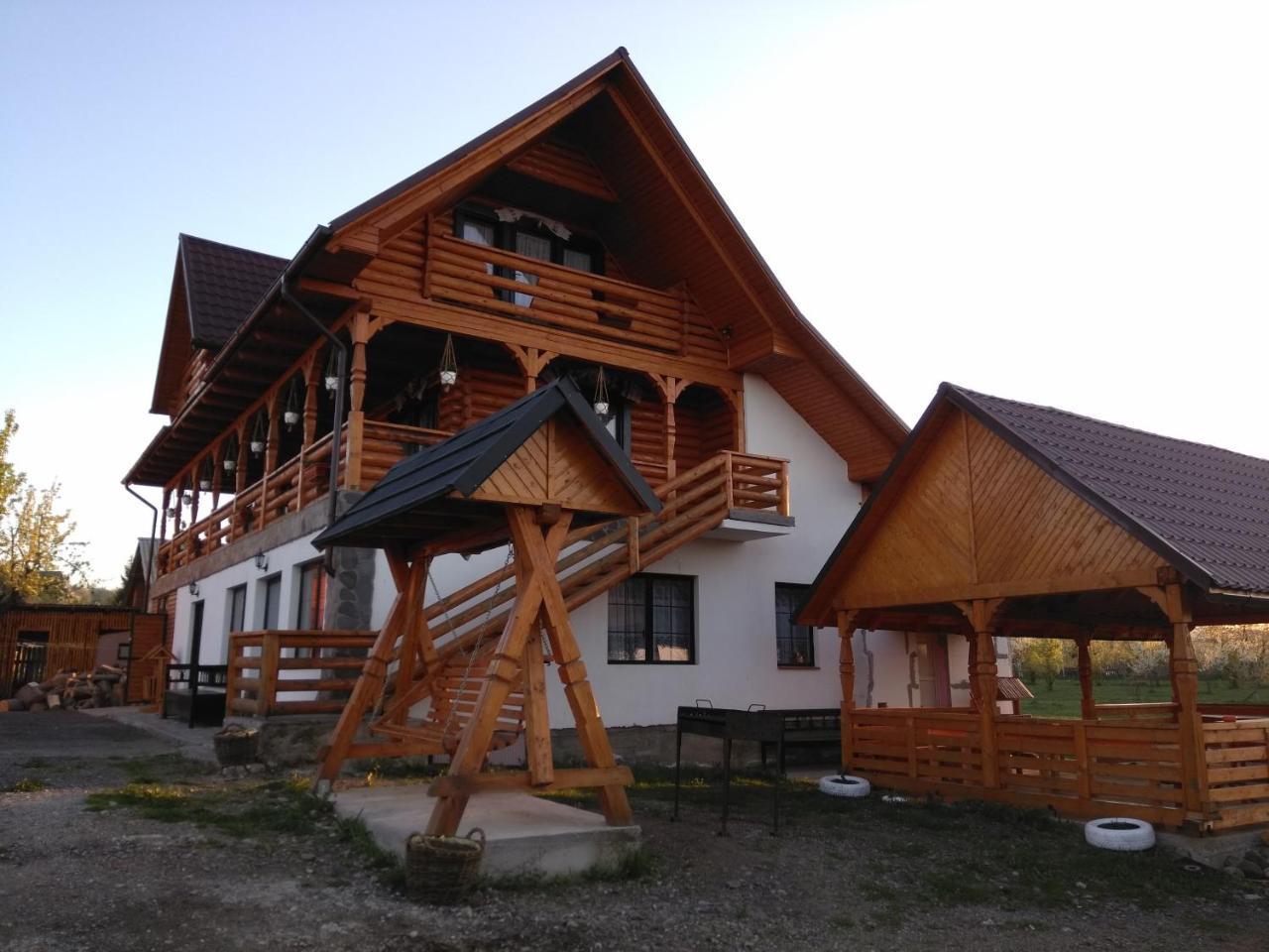 Pensiune Agroturistica "Casa Teodora" Budeşti Εξωτερικό φωτογραφία