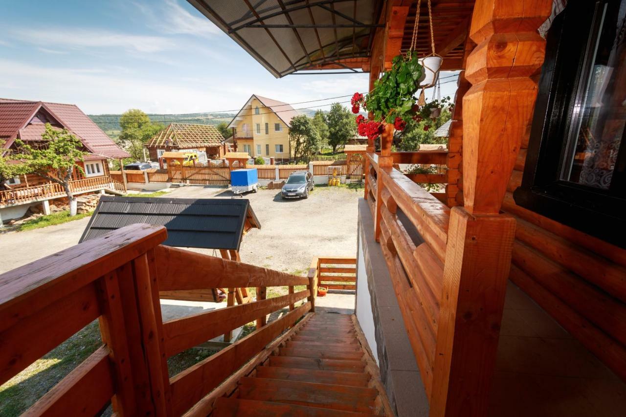 Pensiune Agroturistica "Casa Teodora" Budeşti Εξωτερικό φωτογραφία